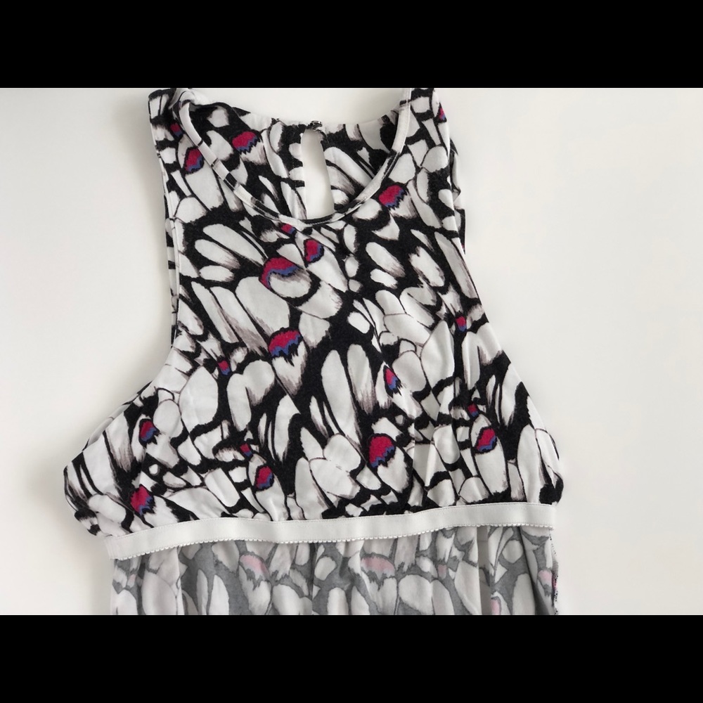 Halter Tank Multi-Color Blouse - Picture 5 of 6